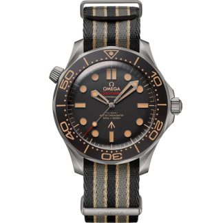 Omega 007*** Edition Seamaster Diver 300M 42 mm, Titan mit NATO-Armband 210.92.42.20.01.001