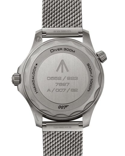 Omega 007*** Edition Seamaster Diver 300M 42 mm, Titan mit Titanband 210.90.42.20.01.001 – Bild 2