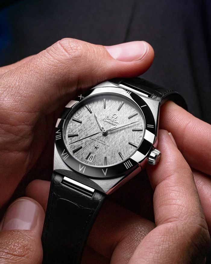 Omega Constellation 41 mm, Stahl mit Lederarmband 131.33.41.21.06.001 – Bild 6