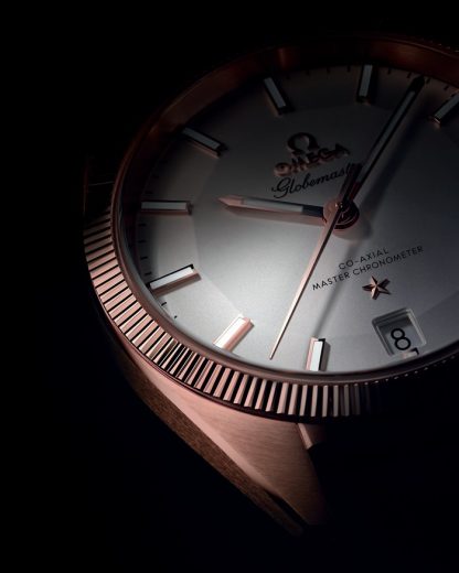 Omega Constellation Globemaster 39 mm, Sedna™-Gold mit Lederarmband 130.53.39.21.02.001 – Bild 4