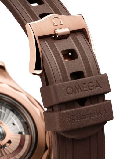 Omega Neu Seamaster Diver 300M 42 mm, Sedna™-Gold mit Kautschukband 210.52.42.20.04.001 – Bild 4