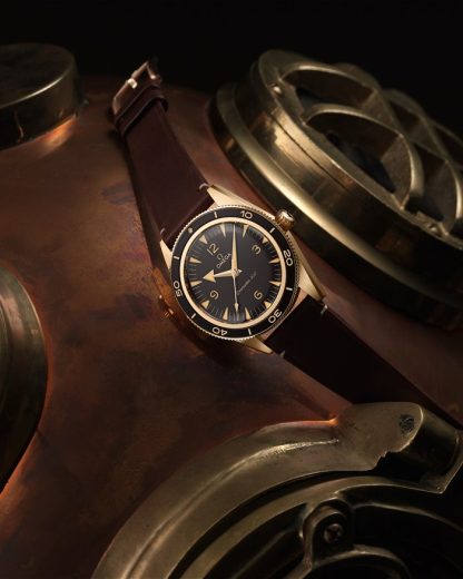 Omega Seamaster 300 41 mm, Bronze Gold mit Lederarmband 234.92.41.21.10.001 – Bild 4