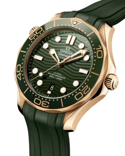 Omega Seamaster Diver 300M 42 mm, Moonshine™-Gold mit Kautschukband 210.62.42.20.10.001 – Bild 3