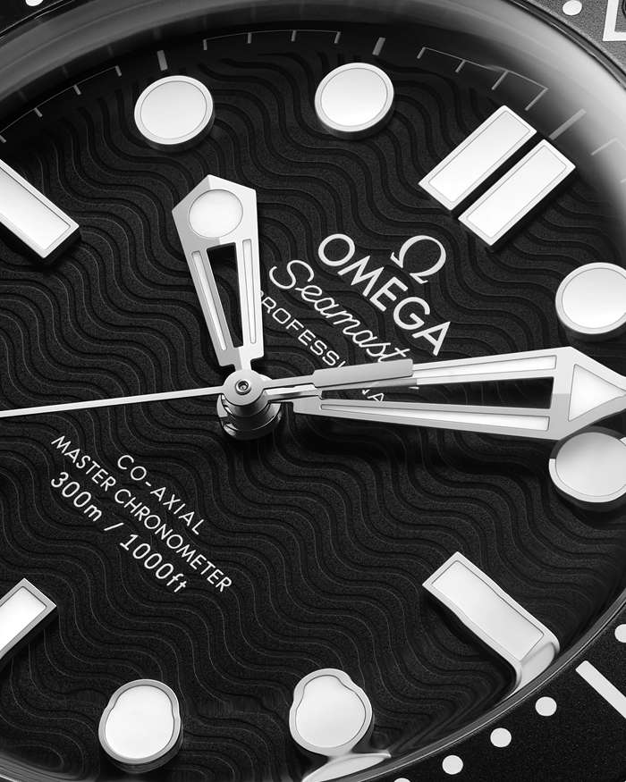 Omega Seamaster Diver 300M 42 mm, Stahl mit Kautschukband 210.32.42.20.01.003 – Bild 4