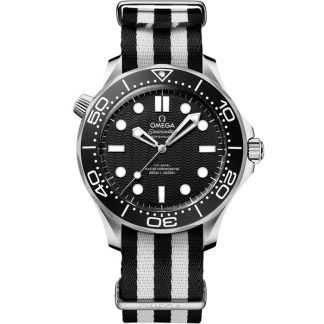 Omega Seamaster Diver 300M 42 mm, Stahl mit NATO-Armband 210.32.42.20.01.005