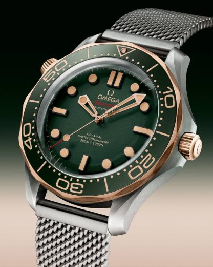 Omega Seamaster Diver 300M 42 mm, Titan - Bronze-Gold mit Titanband 210.90.42.20.10.001 – Bild 4