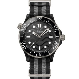 Omega Seamaster Diver 300M 43,5 mm, Schwarze Keramik mit NATO-Armband 210.92.44.20.01.002