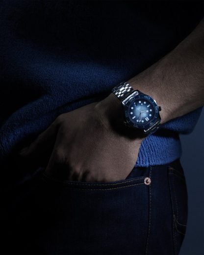 Omega Summer Blue Seamaster Diver 300M 42 mm, Stahl mit Stahlarmband 210.30.42.20.03.003 – Bild 4