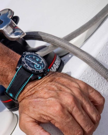 Omega „ETNZ“ Deep Black Seamaster Planet Ocean 600M 45,5 mm, Schwarze Keramik mit Kautschukband 215.92.46.51.01.003 – Bild 3